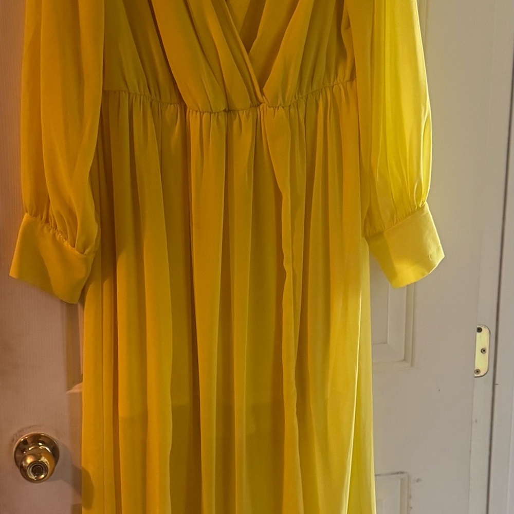 Miss Avenue Yellow Long-Sleeve V-Neck Maxi Dress